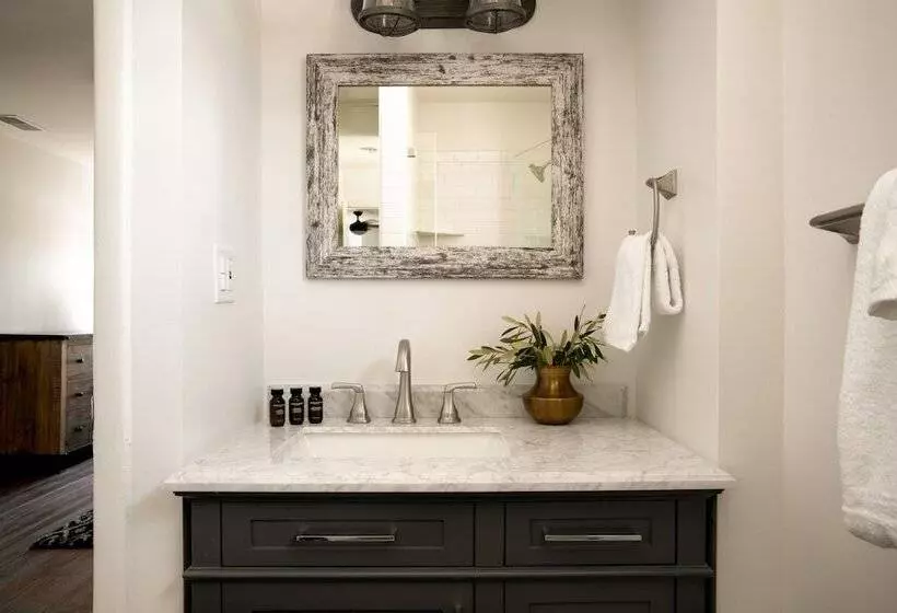 Merlot By Avantstay Exquisite Home W Pool And Stunning Patio