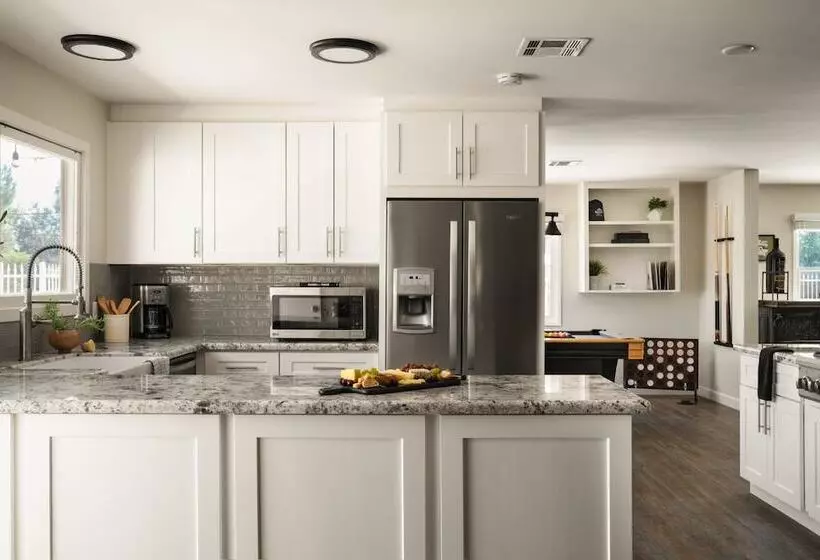 Merlot By Avantstay Exquisite Home W Pool And Stunning Patio