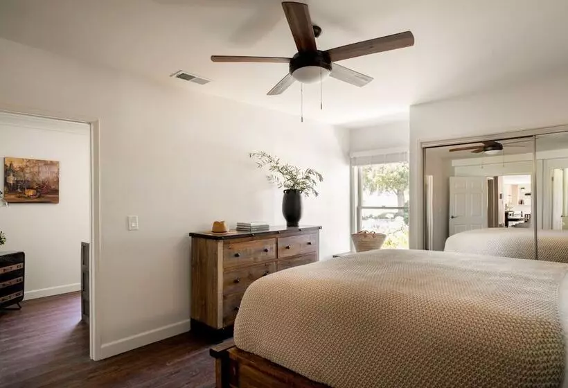 Merlot By Avantstay Exquisite Home W Pool And Stunning Patio