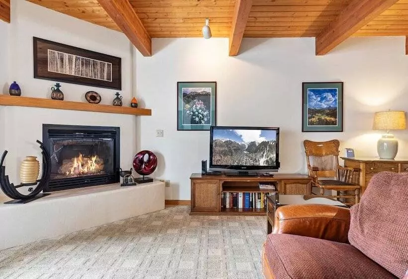 Riverside Condos A103 By Avantstay Condo Close To Downtown, Town Park & Ski Lift #8