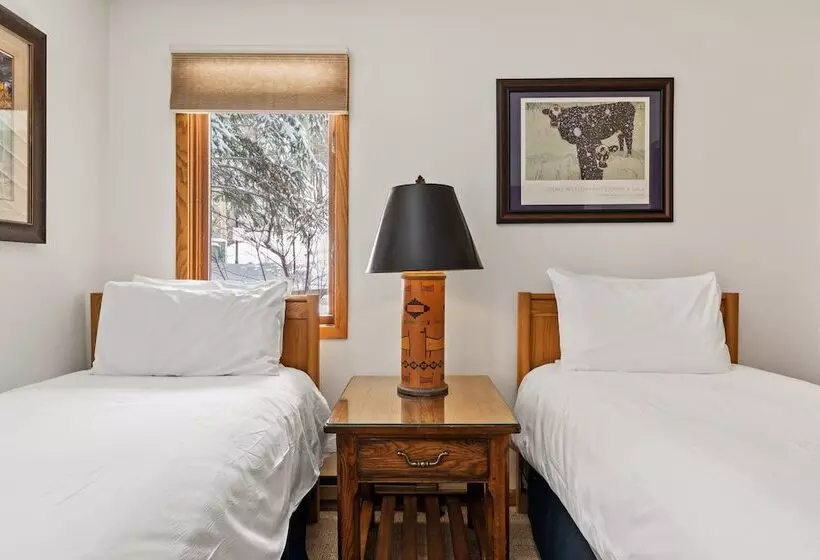Riverside Condos A103 By Avantstay Condo Close To Downtown, Town Park & Ski Lift #8