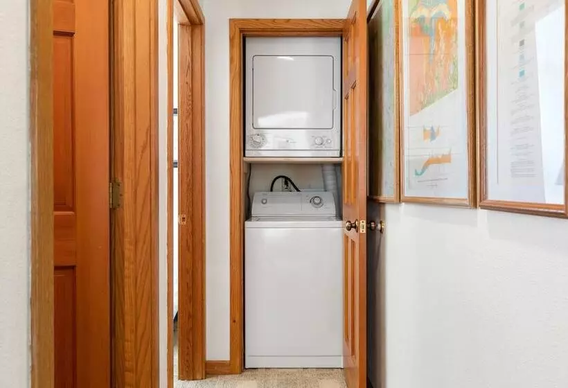 Riverside Condos A103 By Avantstay Condo Close To Downtown, Town Park & Ski Lift #8