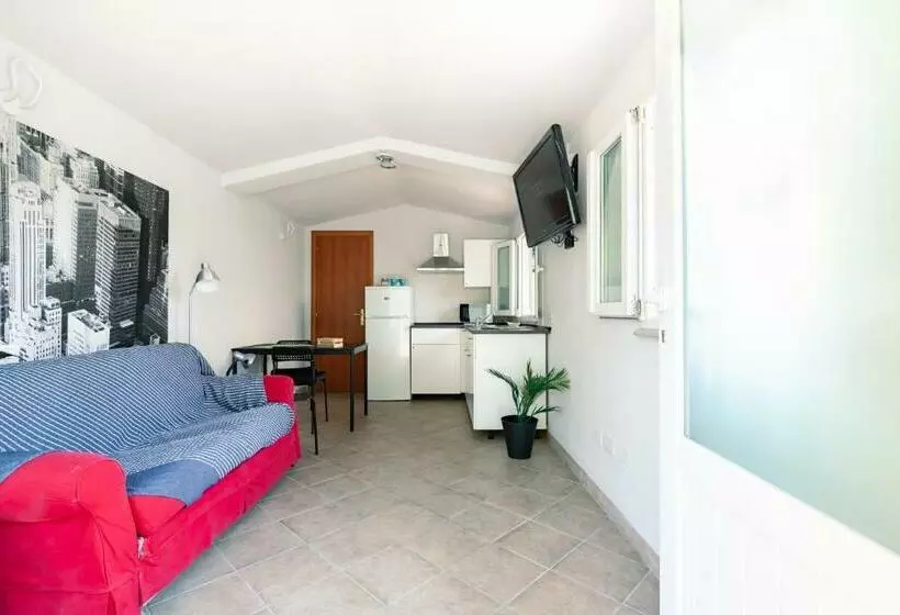 Sole&amore Apartment   By Host4u