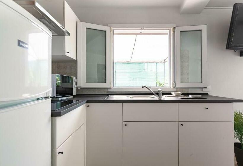 Sole&amore Apartment By Host4u