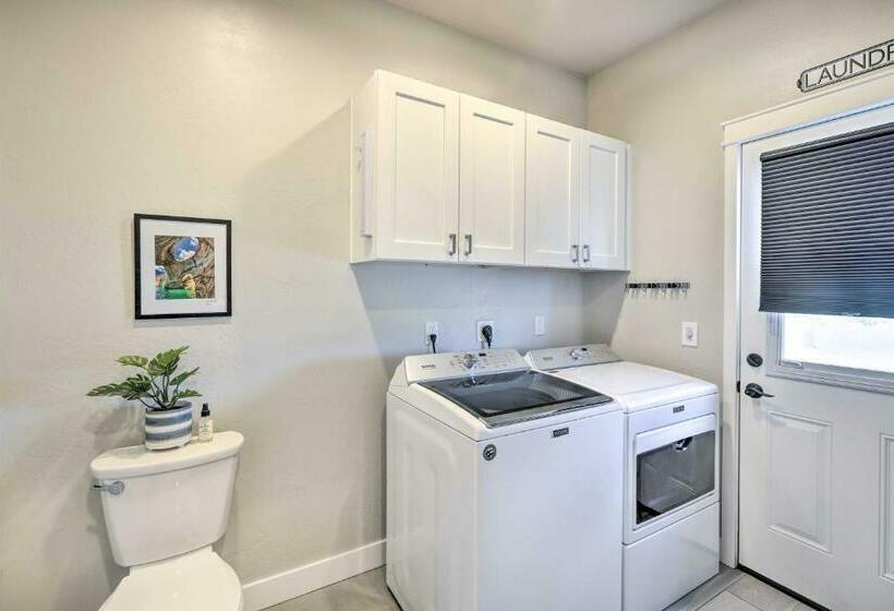 Sunny Flagstaff Home With Natl Forest Access!