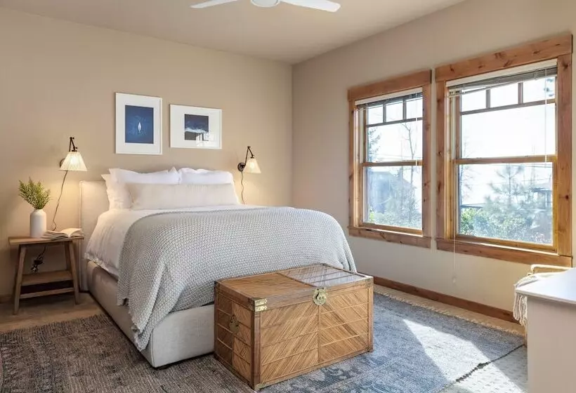 Atkinson By Avantstay Lake Front Home W Stunning Views In Tahoe Vista