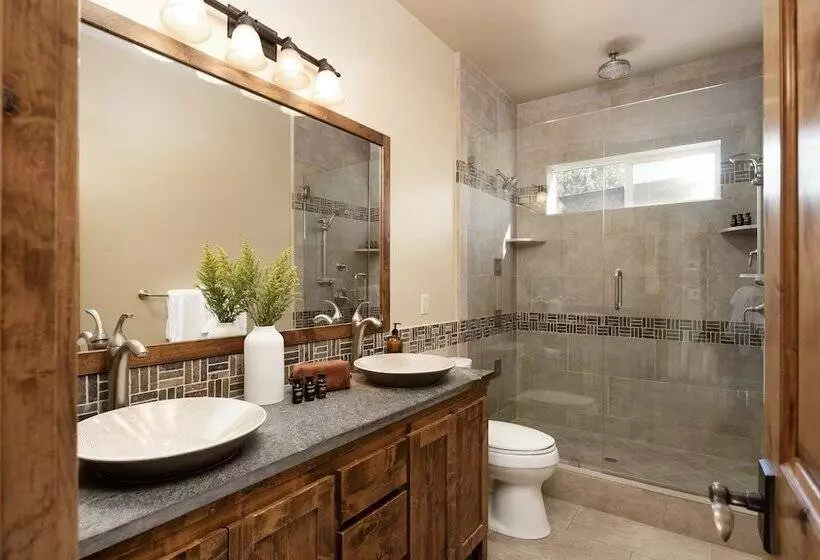 Atkinson By Avantstay Lake Front Home W Stunning Views In Tahoe Vista