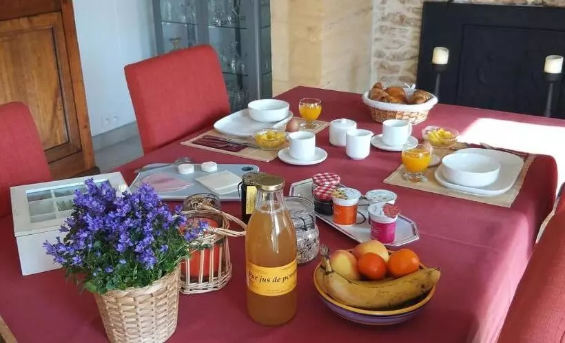 ベッドアンドブレックファースト Domaine La Salvagie, Chambres D Hôtes Avec Spa, Sauna, Piscine, Massages