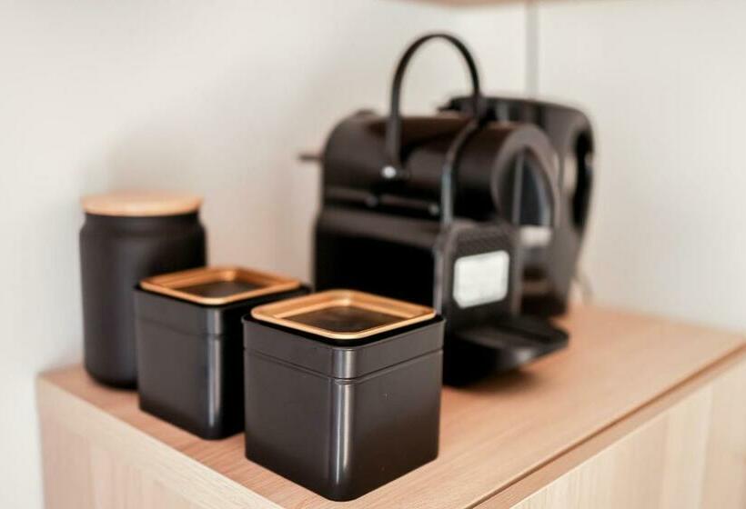 تختخواب و صبحانه La Maison De Maxou