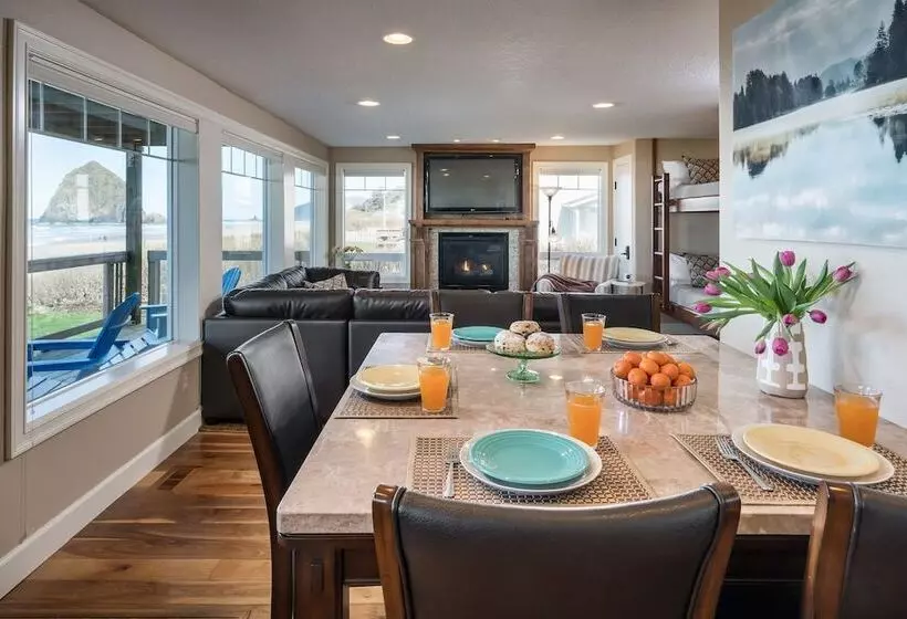 Blue Starfish By Avantstay Ocean Views Direct Cannon Beach Access