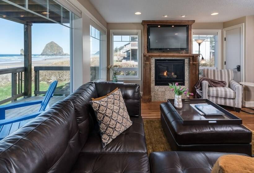 Blue Starfish By Avantstay Ocean Views Direct Cannon Beach Access