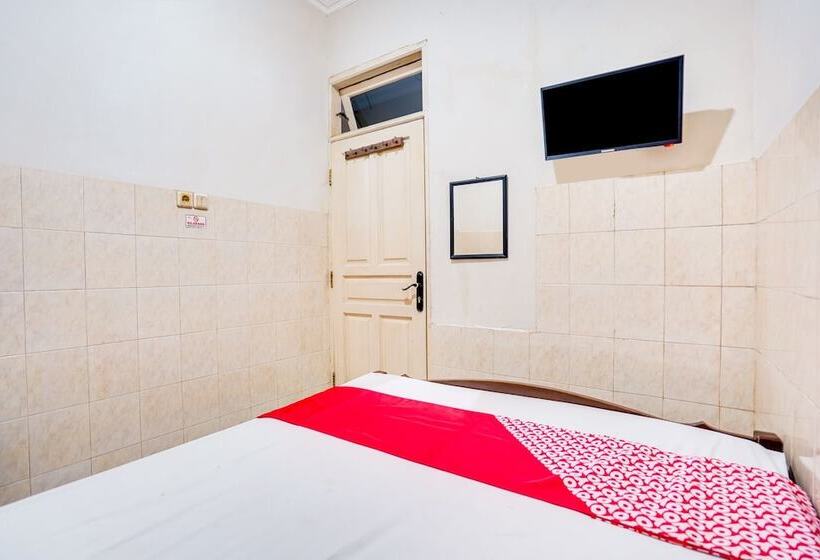 호텔 Oyo 91511 Ampel Residence Syariah