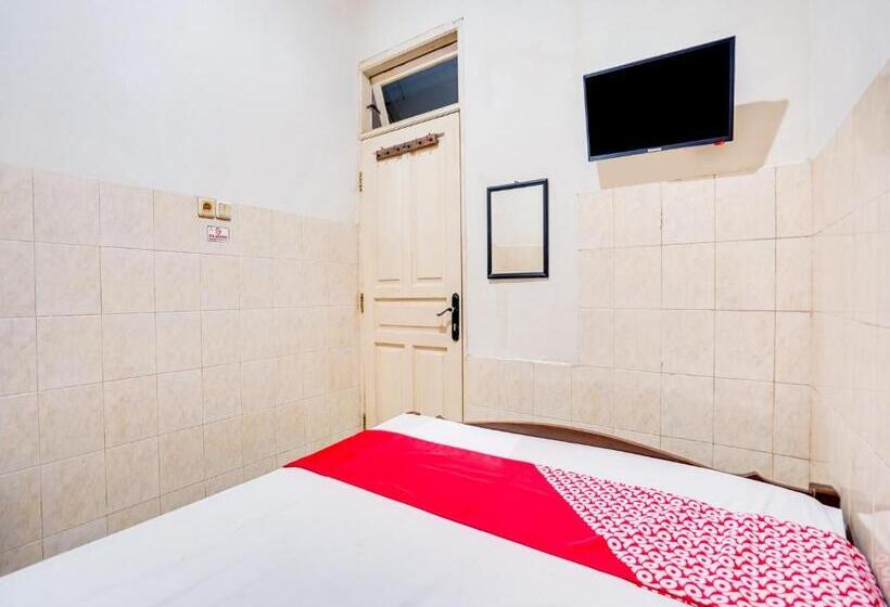 호텔 Oyo 91511 Ampel Residence Syariah