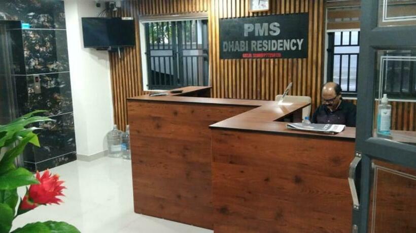 בית מלון כפרי Pms Dhabi Residency