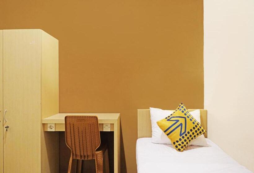 בית מלון כפרי Spot On 91504 De Vila Ungu Syariah