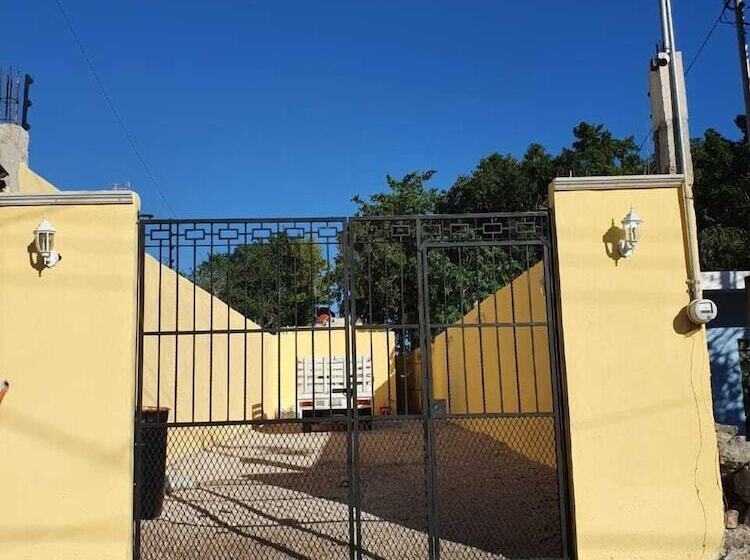 فندق Suites Rosita