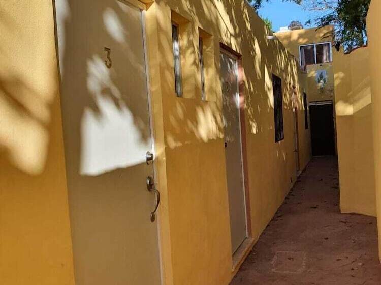 فندق Suites Rosita