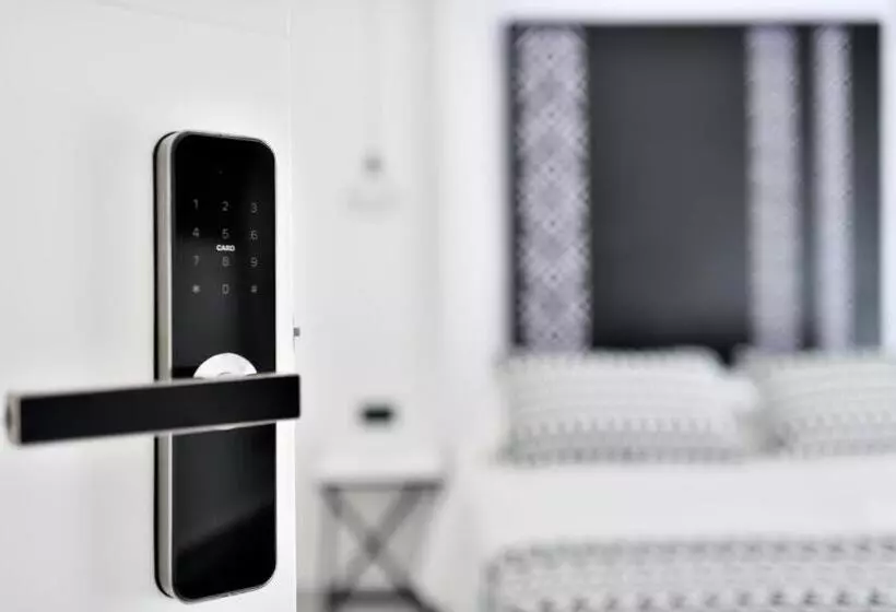 پانسیون Cara A Bentu   Charming Rooms