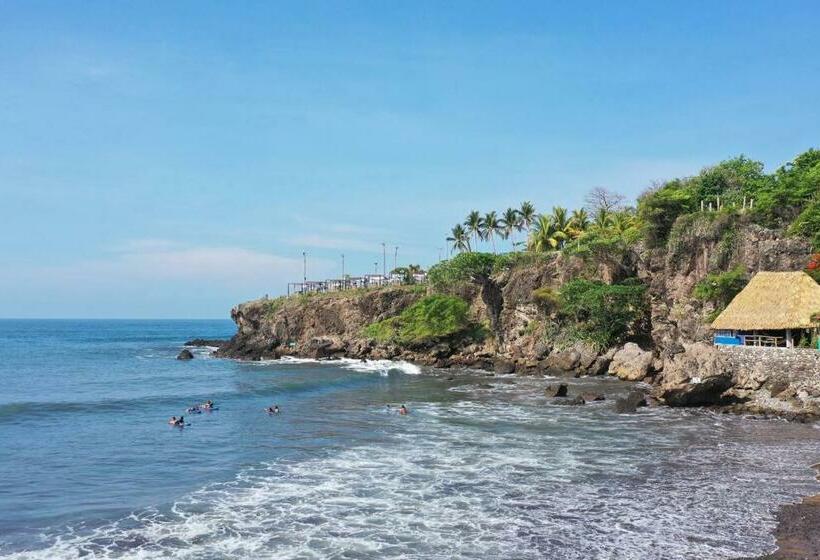 پانسیون Hostal Marbella El Salvador