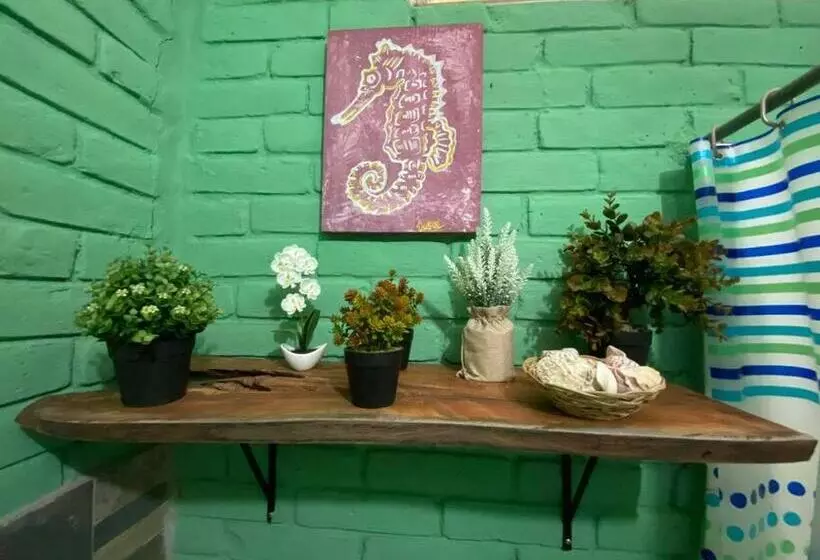 پانسیون Hostal Marbella El Salvador