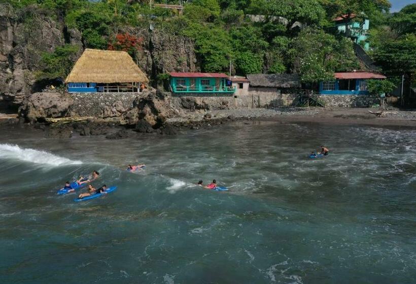 پانسیون Hostal Marbella El Salvador