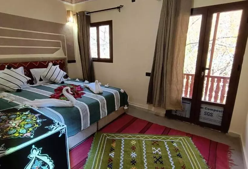 Majatalo Riad Otos Views