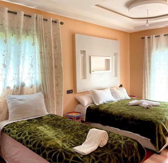 Pension Riad Otos Views