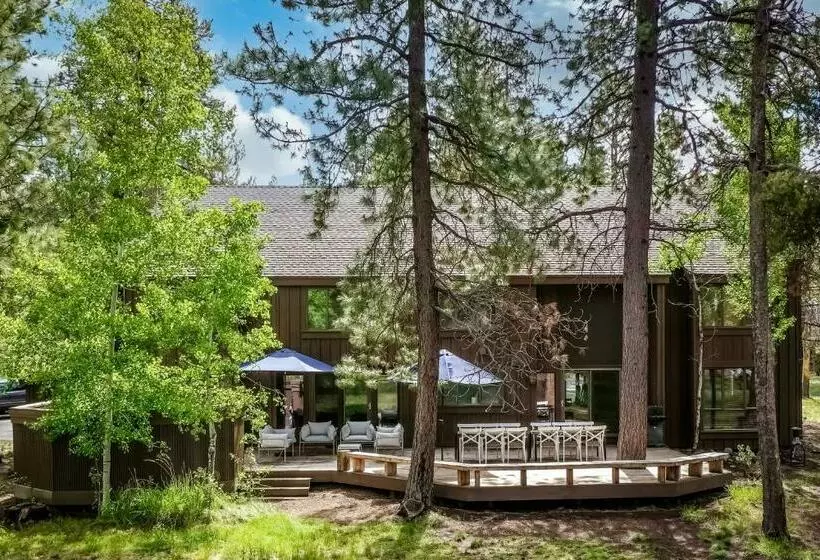 Skylight By Avantstay Elevated Mountain Home W Hot Tub, Billiards, Large Patio