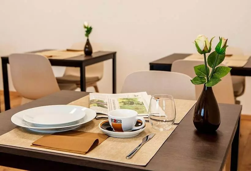 B Home Apart Hotel By Alpha