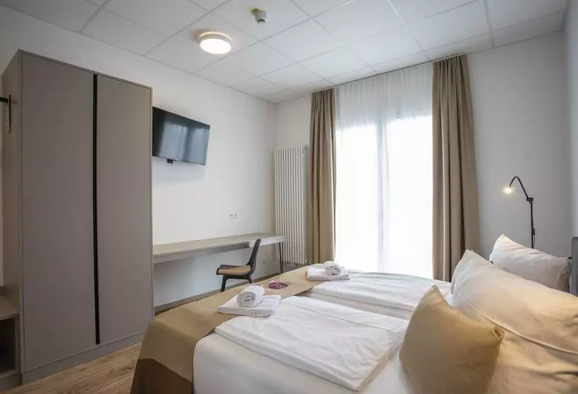 B Home Apart Hotel By Alpha