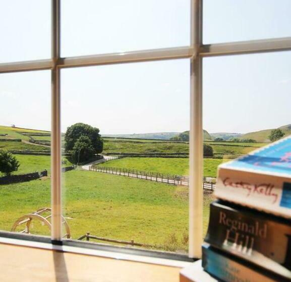 Fernydale Farm Bed & Breakfast