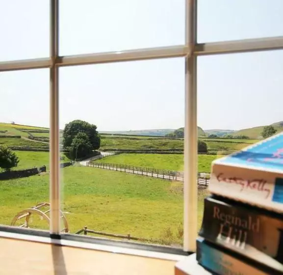 Fernydale Farm Bed & Breakfast