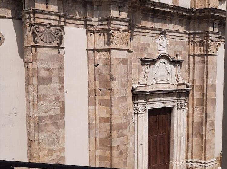 בית מלון כפרי Dimora Donna Dora Albergo Diffuso