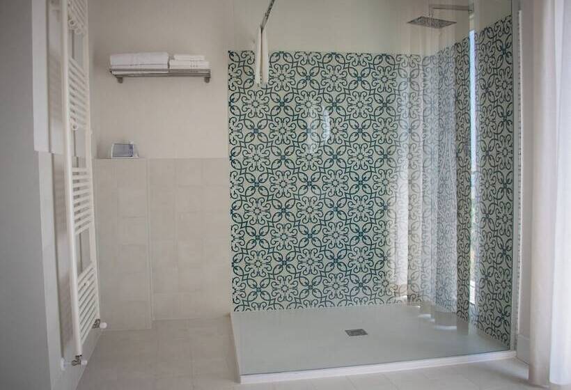 בית מלון כפרי Dimora Donna Dora Albergo Diffuso