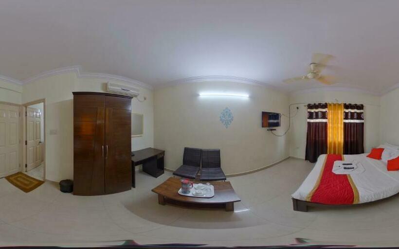 Отель Ivory Elite One