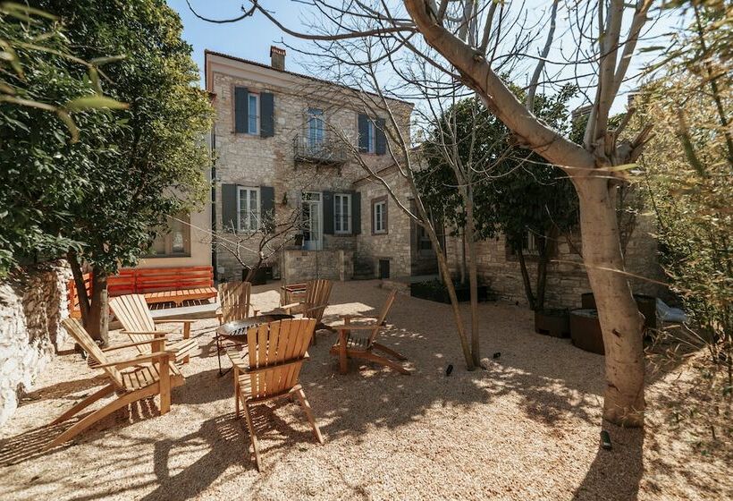 ホテル Karargah Urla