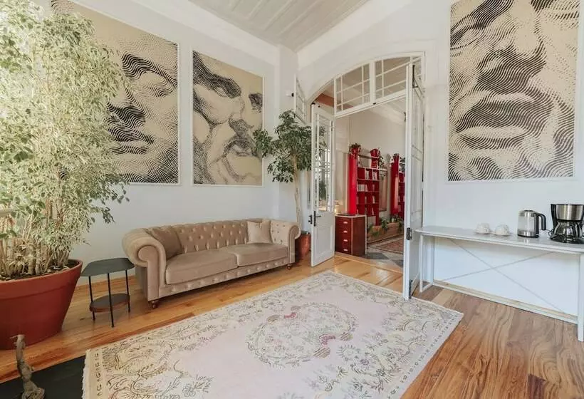 Hotelli Karargah Urla