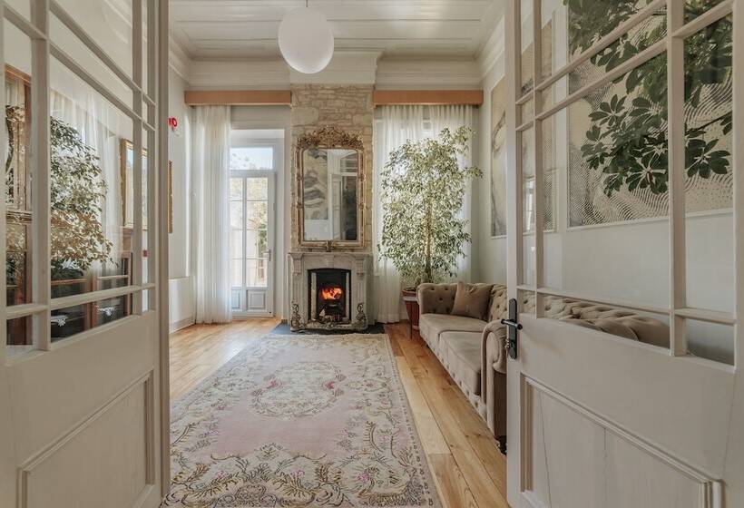 ホテル Karargah Urla