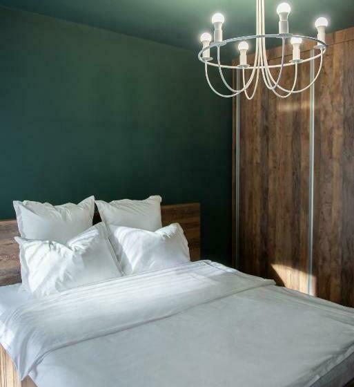 Lovely Apartment In Brasov