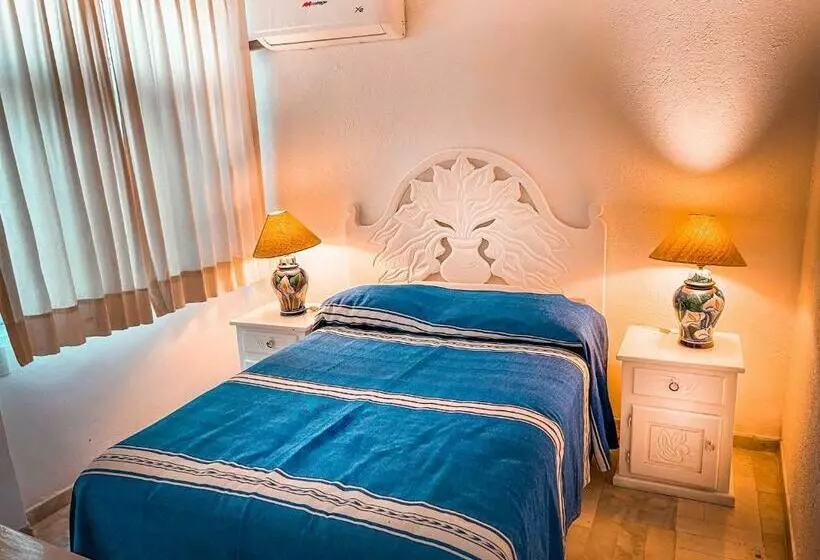 Playasol Las Hadas Beach