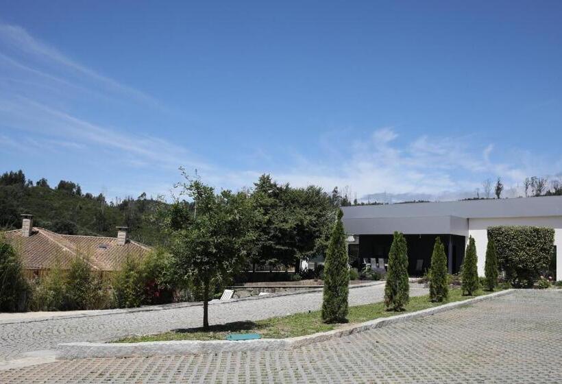 住宿加早餐  Casa Dos Remendos   Alojamento Local