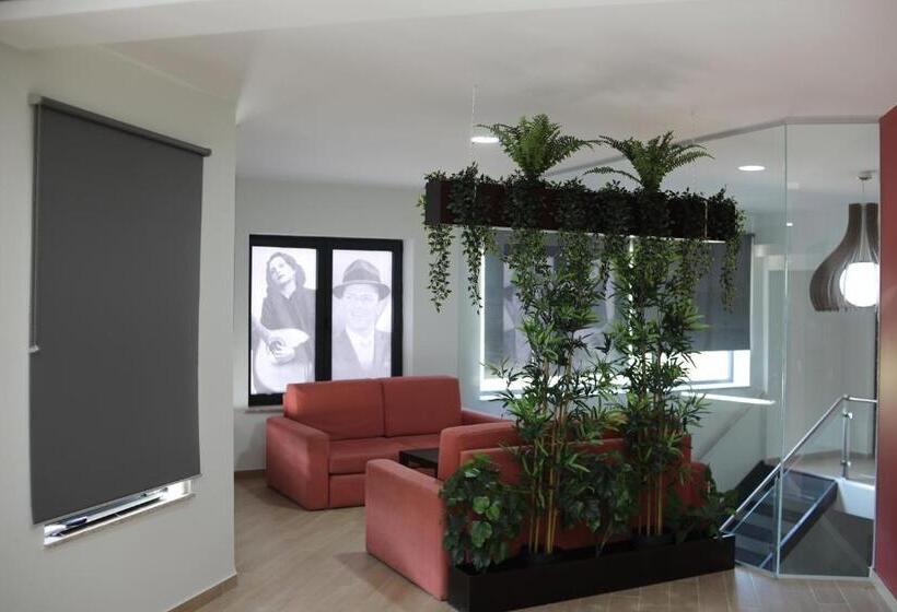 住宿加早餐  Casa Dos Remendos   Alojamento Local