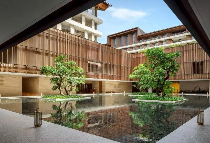 هتل The Taikang Sanya, A Tribute Portfolio Resort