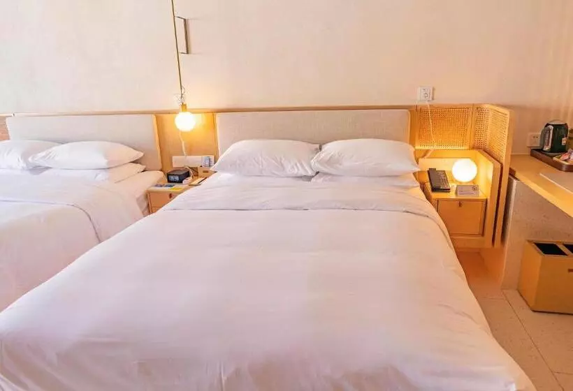 هتل The Taikang Sanya, A Tribute Portfolio Resort