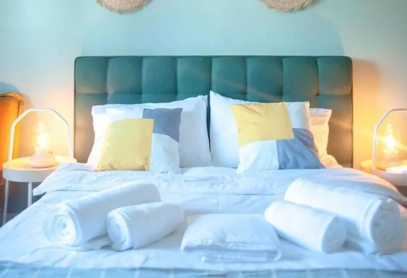 Retkeilymaja Ericeira Destination