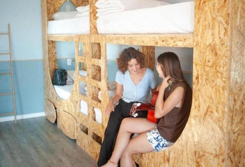 هاستل Ericeira Destination