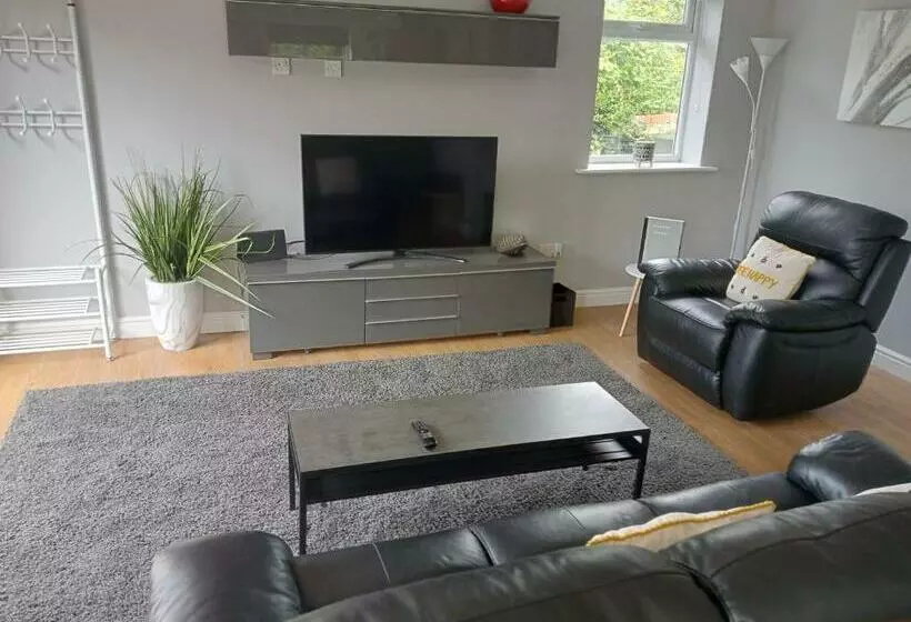 Green Street Retreat