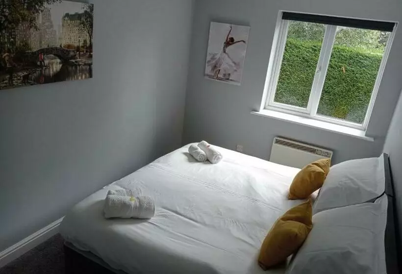 Green Street Retreat