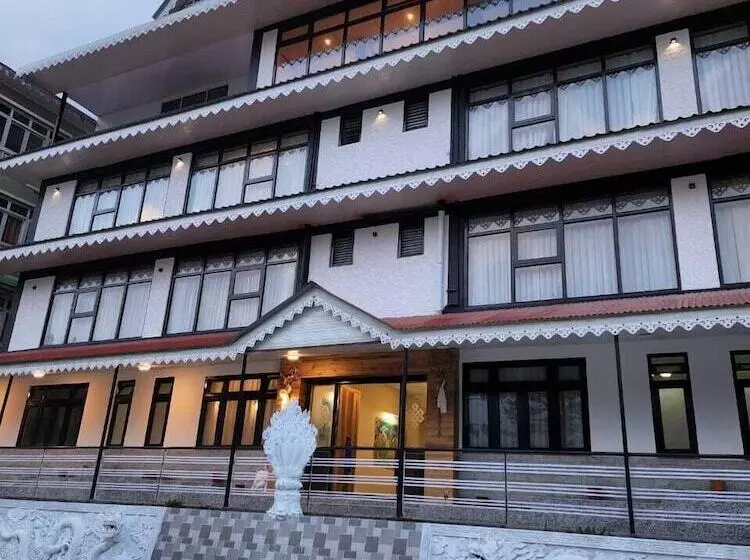 Hotelli Rufina Lachung Kunga