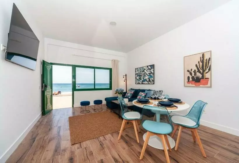 Luxury Suite Sea Front V